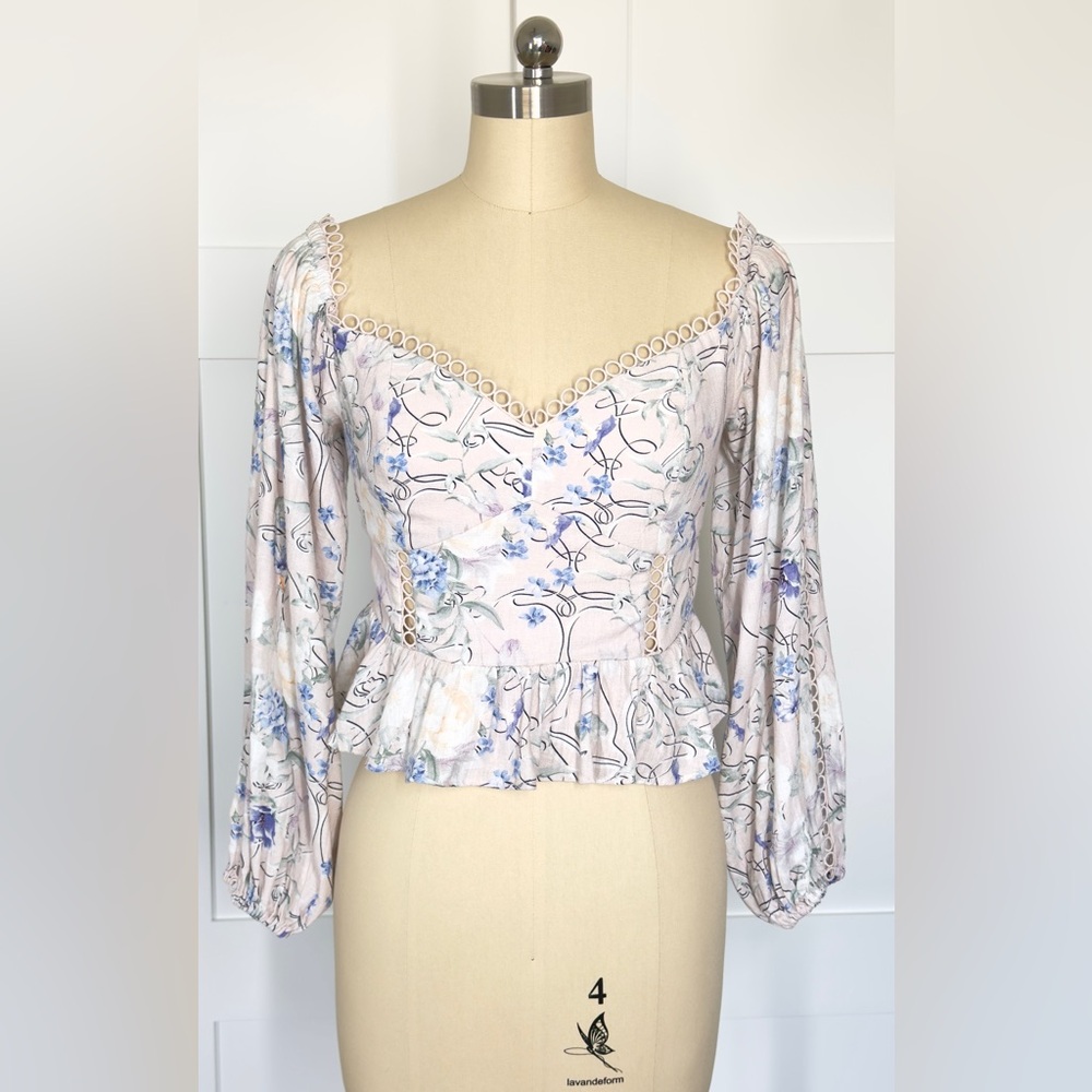 LIKE-NEW EXPRESS FLORAL OFF THE SHOULDER CORSET
PEPLUM TOP